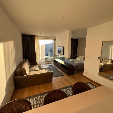 Seafront Apartment *