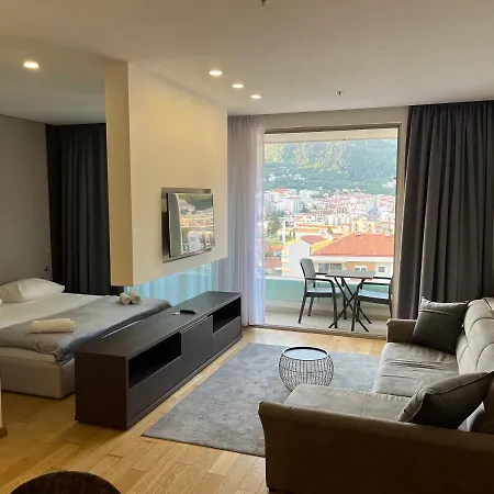 Seafront Apartment *